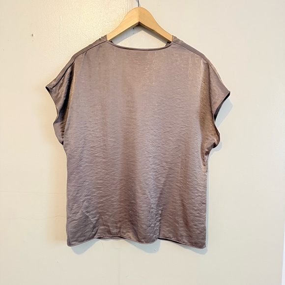 Elegant taupe Women's Top - Picture 2 of 4